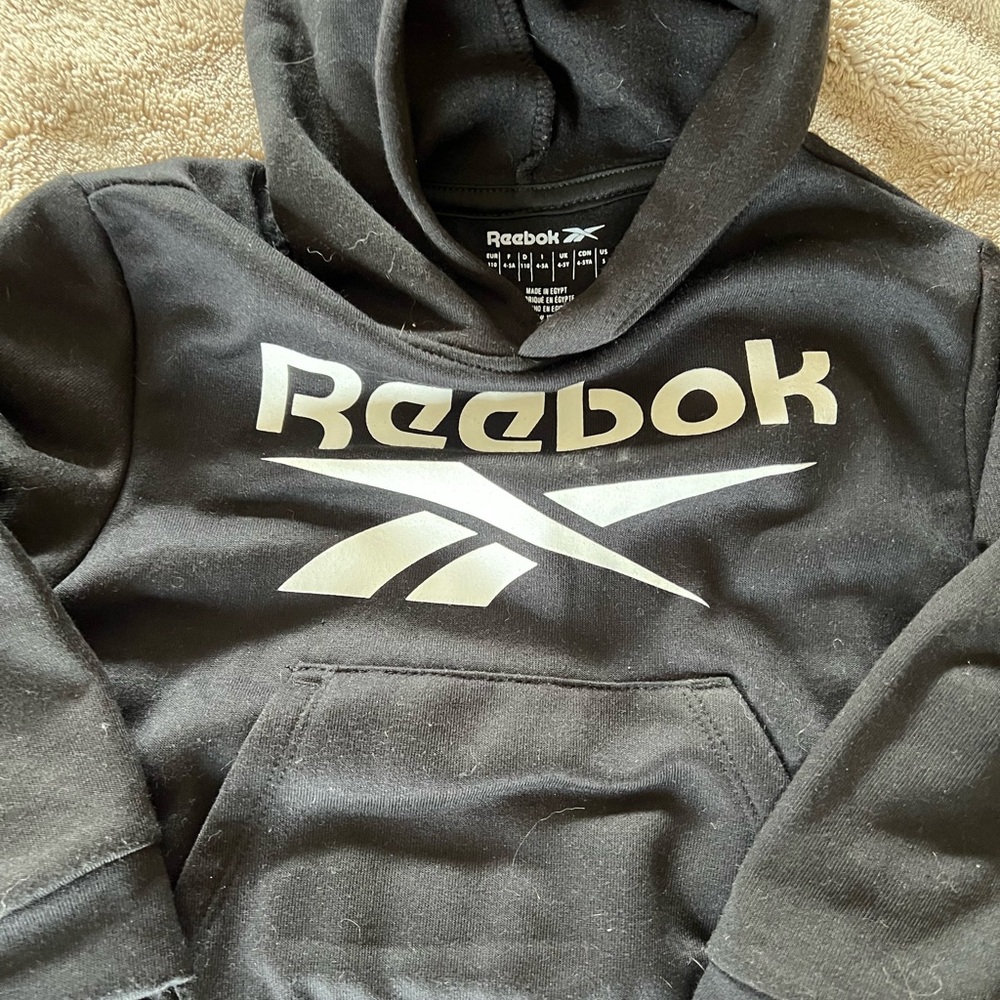 Reebok Black Crewneck Sweatshirt
